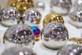 Sensory Reflective Balls Gold
